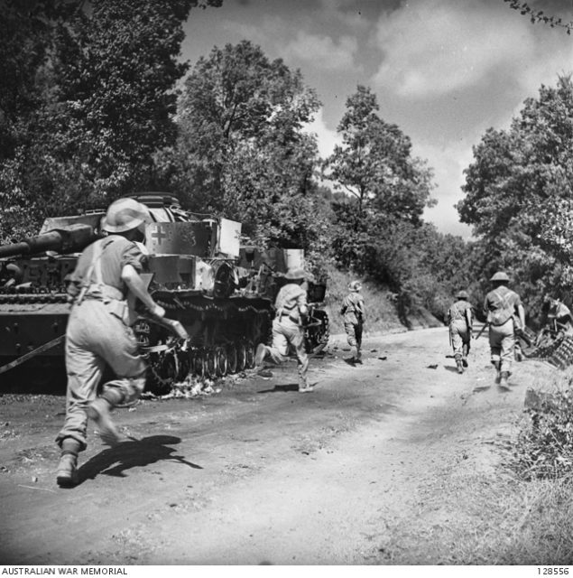Members of the 8th Army advancing in the Salerno Area