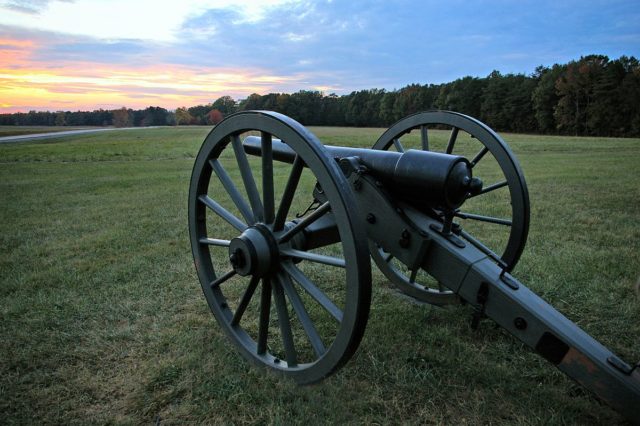 This is a modern (2007) photograph of the Chancellorsville Battlefield in Spotsylvania, Virginia. Portions of the battlefield are now preserved as part of Fredericksburg and Spotsylvania National Military Park. Photograph taken by Joy Schoenberger, October 2007. MamaGeek / CC-BY 3.0.