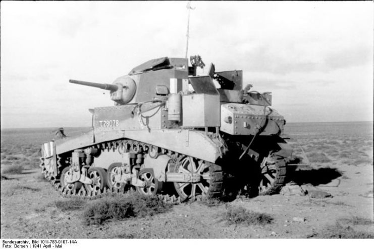 A British M3 (Stuart I) knocked out during fighting in North Africa. Photo: Bundesarchiv, Bild 101I-783-0107-14A / Dorsen / CC-BY-SA 3.0.
