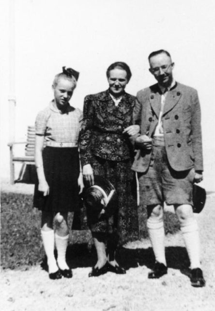 Gudrun with her parents.