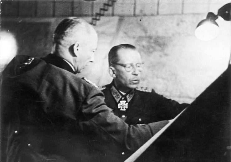 Generalfeldmarschall Günther von Kluge (left) and Gotthard Heinrici.