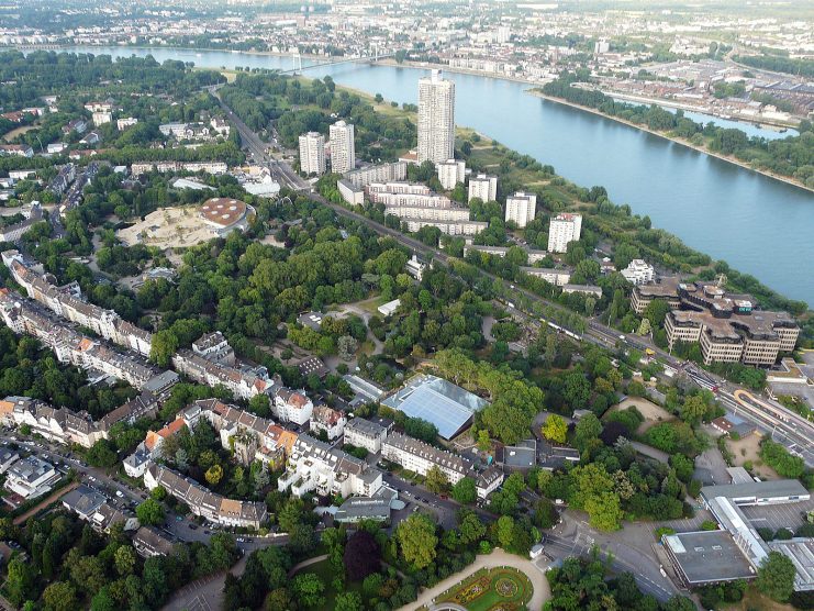Cologne zoo from the air. Neuwieser – CC-BY SA 3.0