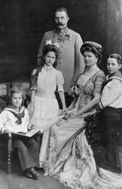Franz Ferdinand with wife sophie and children, shortly before Sarajevo. Mario Unger / mediadrumworld.com