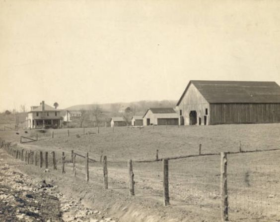 Alvin C. York’s home and farm in 1922.