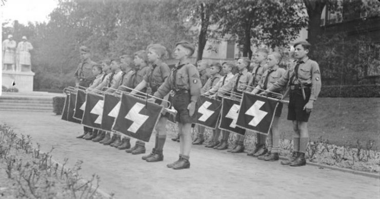 German Youngstersin the Hitler Youth. By Bundesarchiv – CC BY-SA 3.0 de