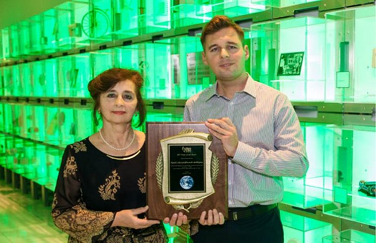 Yelena (daughter) and Sergei (grandson) with the Future of Life Award (October 2017)