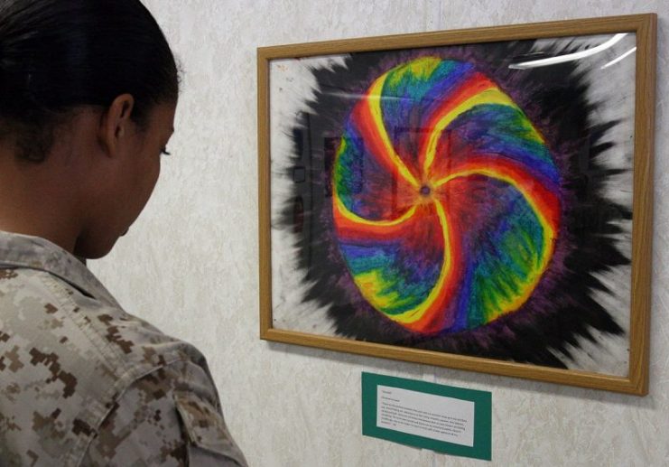 Service members use art to relieve PTSD symptoms.