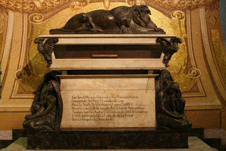 Tomb of Francisco Pizarro in the Lima Cathedral. Photo: RAF-YYC – CC BY-SA 2.0