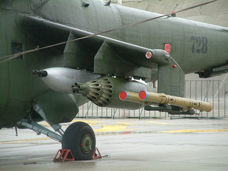 Armament Configuration Example for Mi-24 – Radomil talk CC BY-SA 3.0