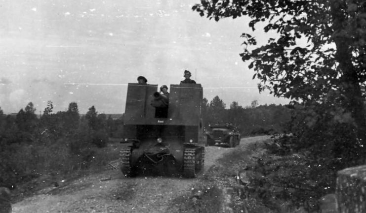 Bison SFL 15cm sIG 33 SPG of the 7 Panzer Division