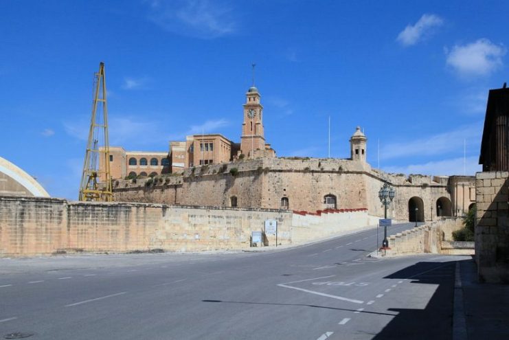 The Senglea Land Front today. By Frank Vincentz – CC BY-SA 3.0