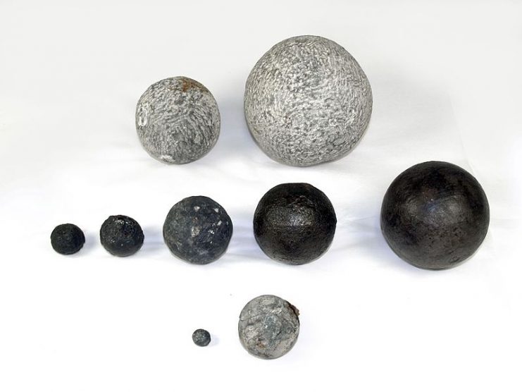Round shot of stone and iron used in early muskets. – Mary Rose Trust CC BY-SA 3.0