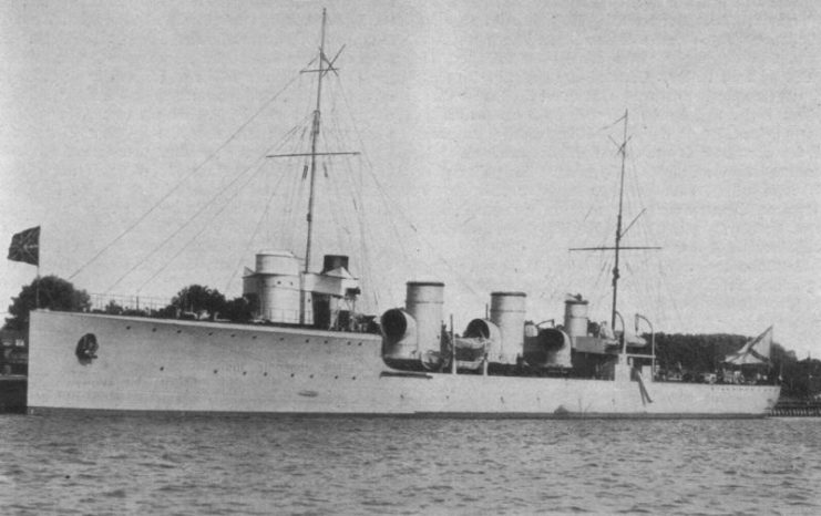 The Russian destroyer Novik (launched 1911).