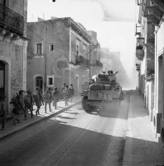 The British Army in Sicily 1943