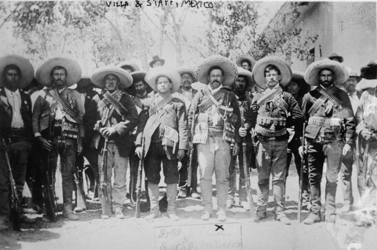 Pancho Villa (center) in December 1913, when his División del Norte of the revolutionary Constitutionalist Army was fighting dictator Victoriano Huerta