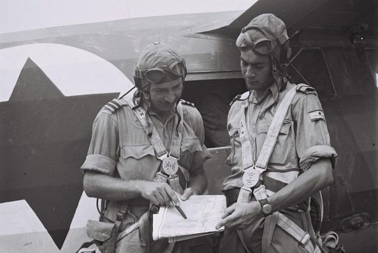 Mordechai Hod (left) – Commander of the Israeli Air Force.