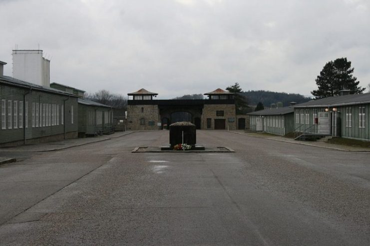Appellplatz at the Mauthausen main camp. By Bundesarchiv – CC BY-SA 3.0 de