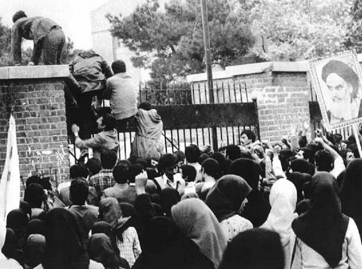 Iran hostage crisis – Iraninan students comes up U.S. embassy in Tehran.1979