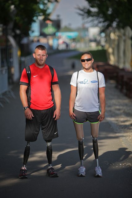 Rob Jones with Oksana Masters at the 2012 Adaptive World Championships in Belgrade, Serbia – Vladimir Krzalic CC BY-SA 3.0