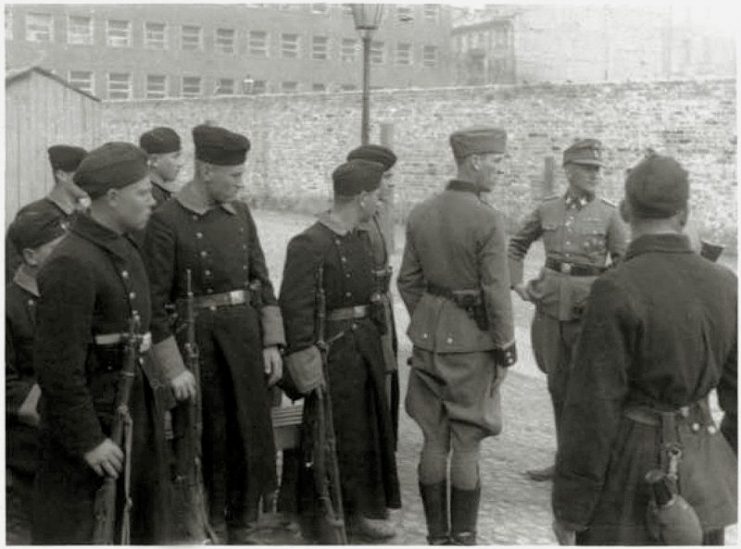 Trawniki shooters during the Warsaw Ghetto Uprising.
