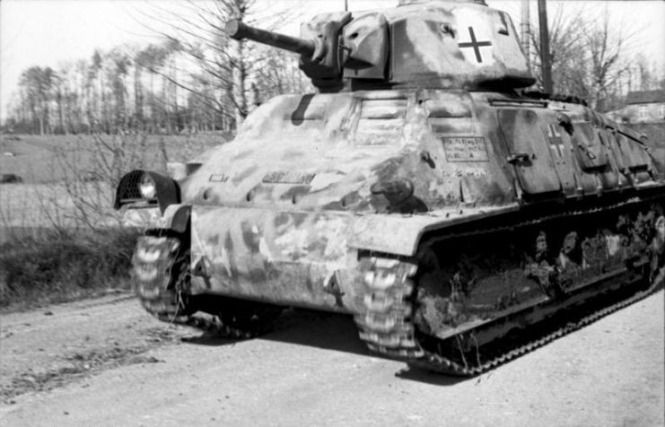 A captured S 35 in service with the Wehrmacht.Photo Bundesarchiv, Bild 101I-300-1858-35A Speck CC-BY-SA 3.0