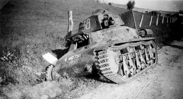 An abandoned Hotchkiss H35 in 1940 By Ra Boe “CC-BY-SA-3.0A