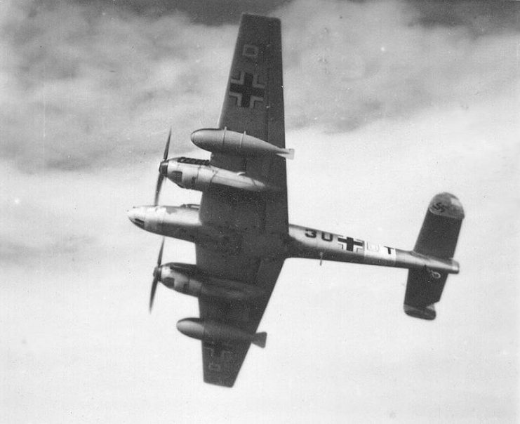 Bf 110 with twin 900 litre drop tanks with vertical fins, from 9.Staffel ZG 26, on a Regia Aeronautica photo.Photo Andrea Nicola CC BY-SA 3.0