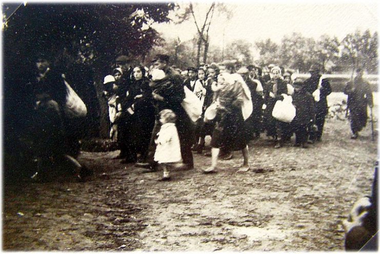 Deportation to Treblinka from a ghetto in Jędrzejów on September 16, 1942