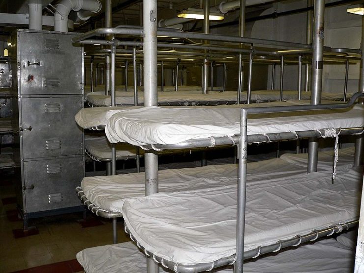 Enlisted Crew Quarters on USS Hornet – Stan Shebs CC BY-SA 3.0