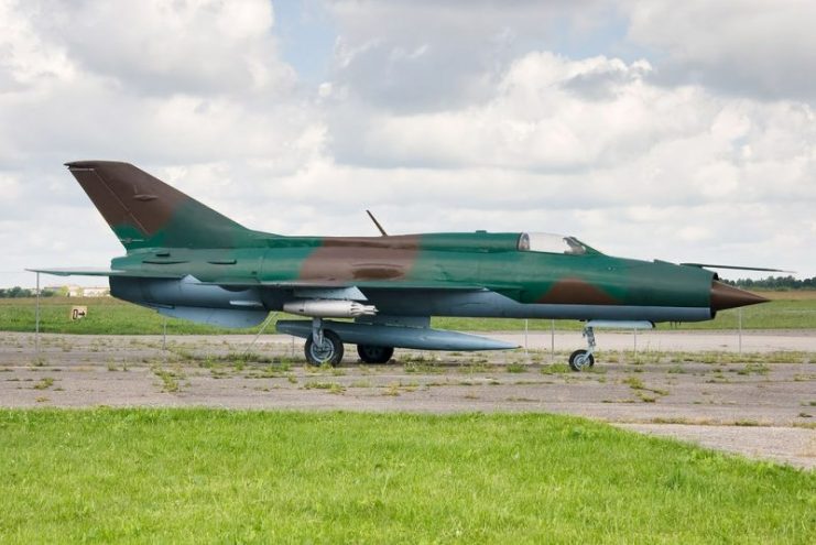 MiG-21 at Aleksotas Airport (S. Dariaus S. Gireno), Kaunas (EYKS) Dmitry A. Mmottl CC BY-SA 3.0