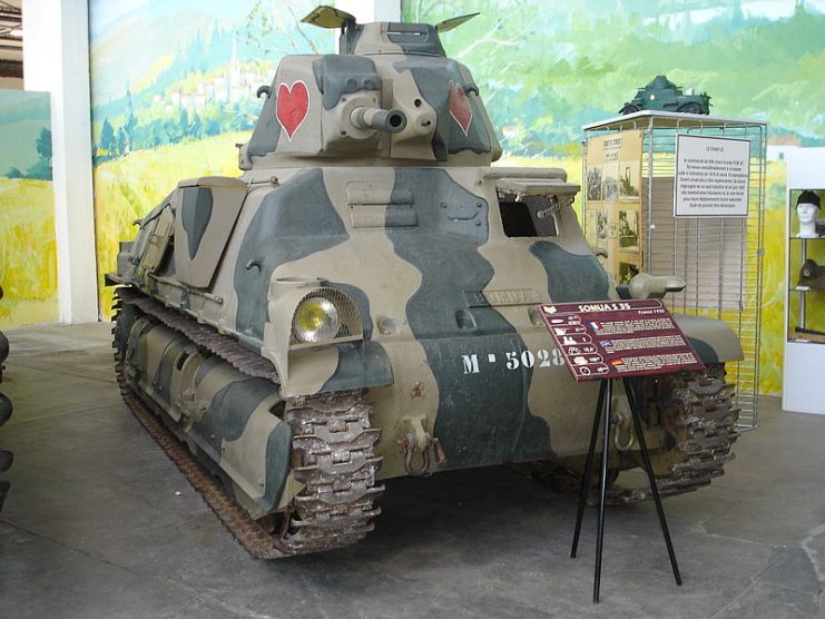 The S35 tank displayed in the museum building at Saumur. The cupola hatch added by the Germans is clearly visible.Photo Antonov14 CC BY-SA 3.0