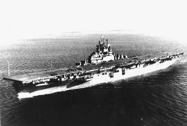 The U.S. Navy aircraft carrier USS Bunker Hill (CV-17) underway in Puget Sound, Washington (USA), on 19 January 1945.