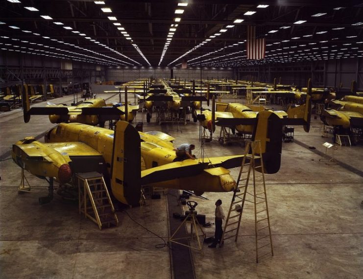 North American B-25 Mitchell production in Kansas City in 1942