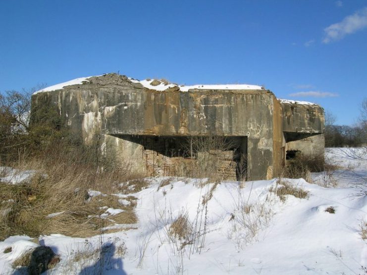Bunker C 23 in Ravin de Crusnes (Maginot Line), Crusnes, Meurthe-et-Moselle, France. Photo: Lvcvlvs / CC-BY-SA 3.0