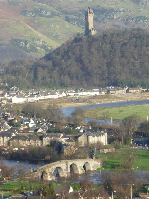 A view from the ramparts of Stirling Castle. The bridge which featured in the battle of 1297 was about 60 metres upstream from the mediaeval bridge seen here.