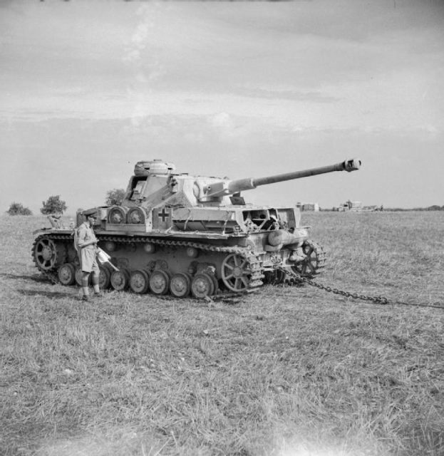 A captured German PzKpfw IV G used for anti-tank weapon tests by British Eighth Army, Italy 1943