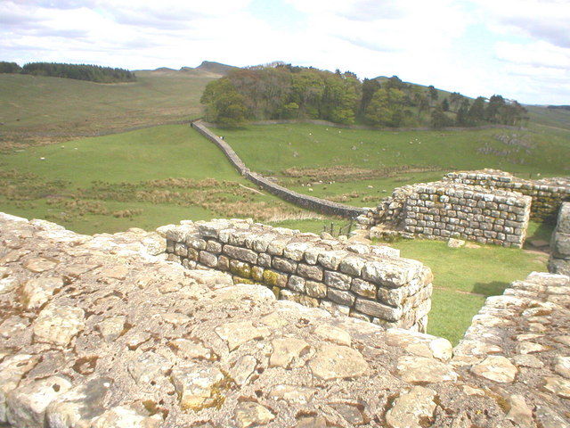 Part of Hadrian’s Wall, View from Housesteads Roman Fort Hadrian’s Wall. By David Shuttleworth CC BY-SA 2.0