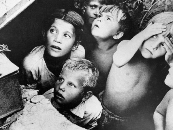 Soviet children during a German air raid in the first days of the war, June 1941.By RIA Novosti archive CC BY-SA 3.0