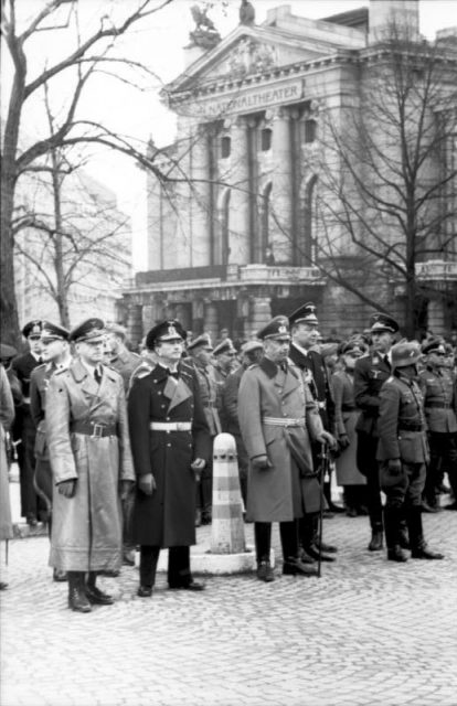 German officers in front of the National Theatre in Oslo, 1940. By Bundesarchiv – CC BY-SA 3.0 de