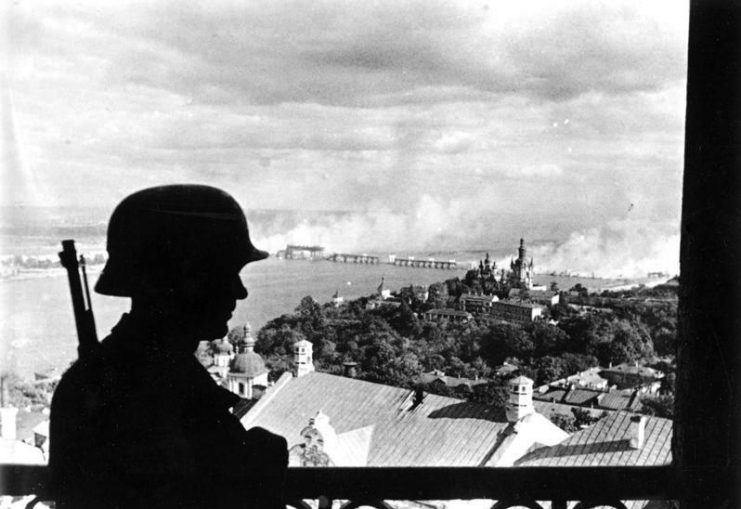 German sentinel in the citadel of Kiev on 19 September 1941.Photo: Bundesarchiv, Bild 183-L20208 / Schmidt / CC-BY-SA 3.0
