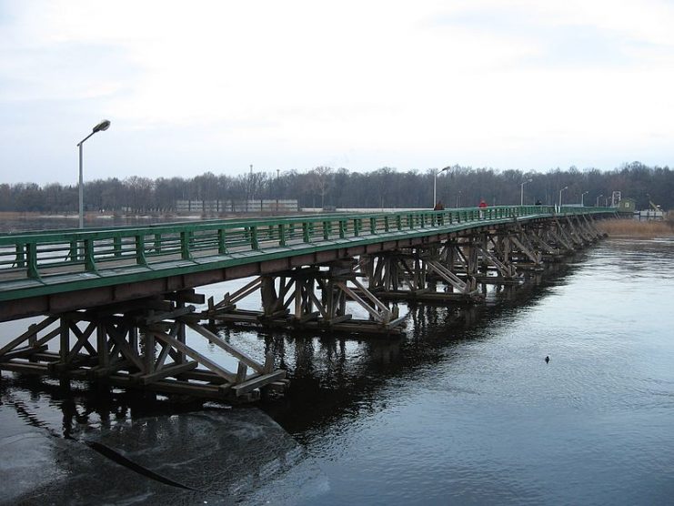 The wooden Bolshoy Petrovsky Bridge, from which Rasputin’s body was thrown into the Malaya Nevka River