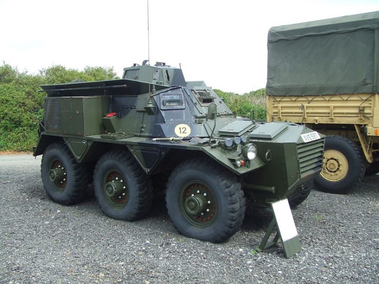Alvis Fv 604 Saracen Armoured Command Vehicle Mk.II V of 1959. At the North Cornwall Tank Collection, Dinscott.Photo: Oxyman CC BY-SA 2.0