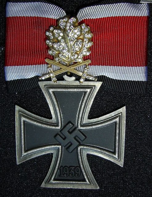Knight’s Cross of the Iron Cross with golden Oak Leaves, Swords and Diamonds.