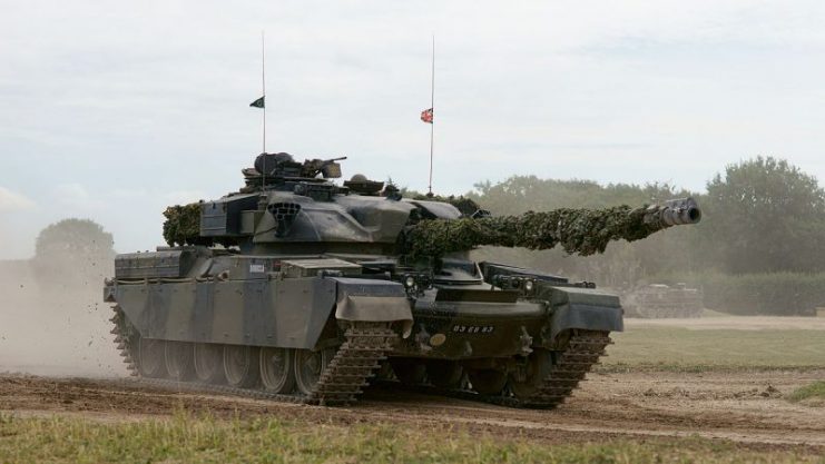 Chieftain tank in action at the Bovington Tank Museum. Photo: Peter Trimming / CC-BY-SA 2.0