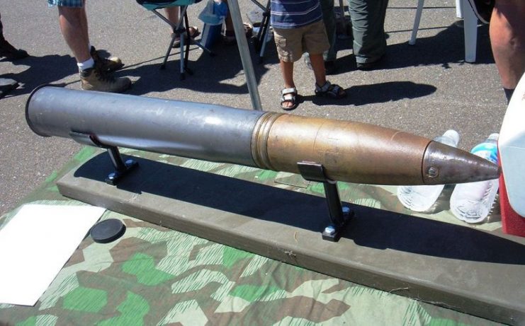 8.8 cm High-explosive shell.Photo: BrokenSphere CC BY-SA 3.0