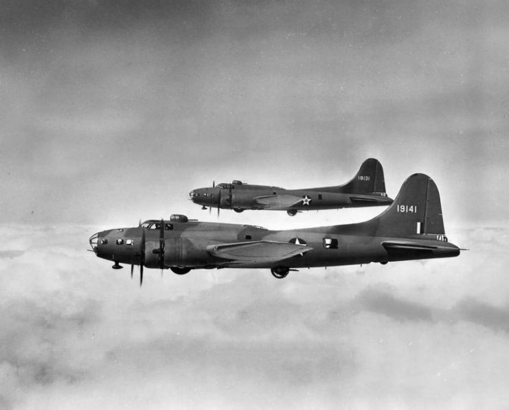 B-17E 41-9141 and 41-9131