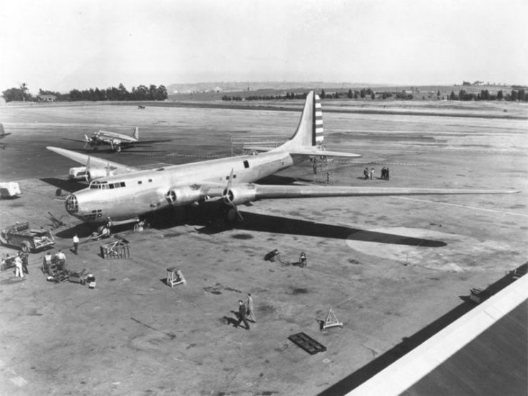 Douglas XB-19.