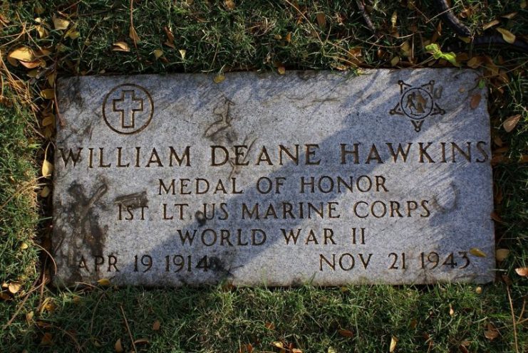 Grave stone of William Deane Hawkins in the National Memorial Cemetery of the Pacific (Punchbowl), Honolulu, Hawaii Photo by Bilestone CC BY-SA 4.0