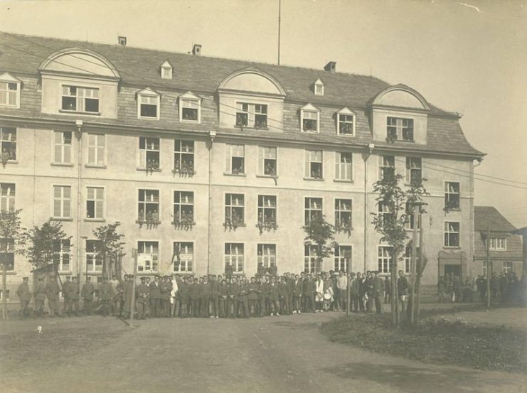 Kazerne B in Holzminden prisoner-of-war camp, with British prisoners and German guards.
