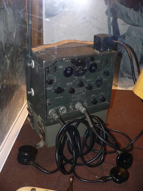 Transmitter-receiver used by Navajo code talkers. Photo: Mark Pellegrini CC BY-SA 2.5